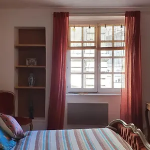 https://les-cles-de-st-pierre-f2.hotels-rhonealpes.com